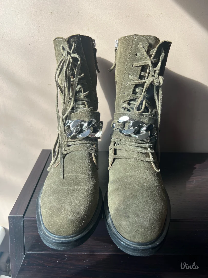 Casadei maslinaste cizme