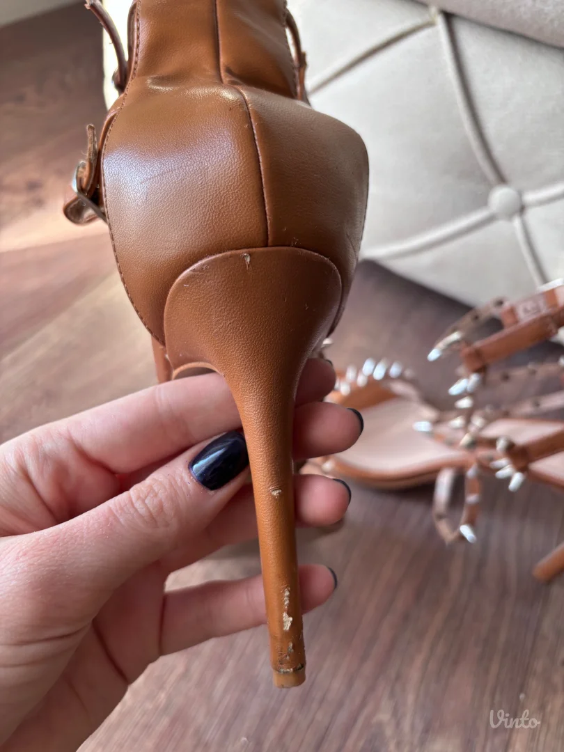 Publi desire - stikle sa nitnama