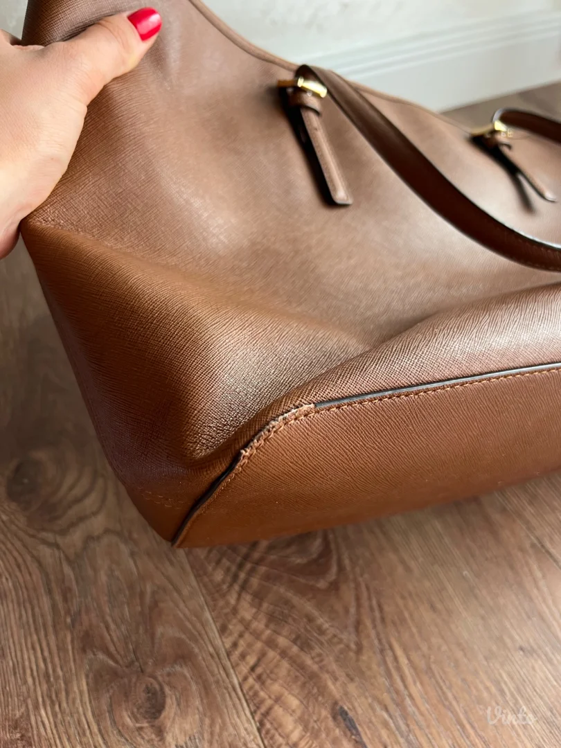 Michael Kors Jet Set Bag