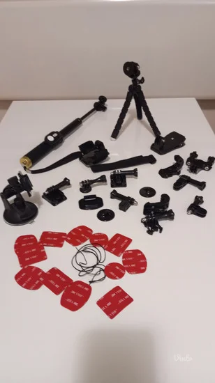 tripod, selfie stic i delovi za kamereru GoPro LOT