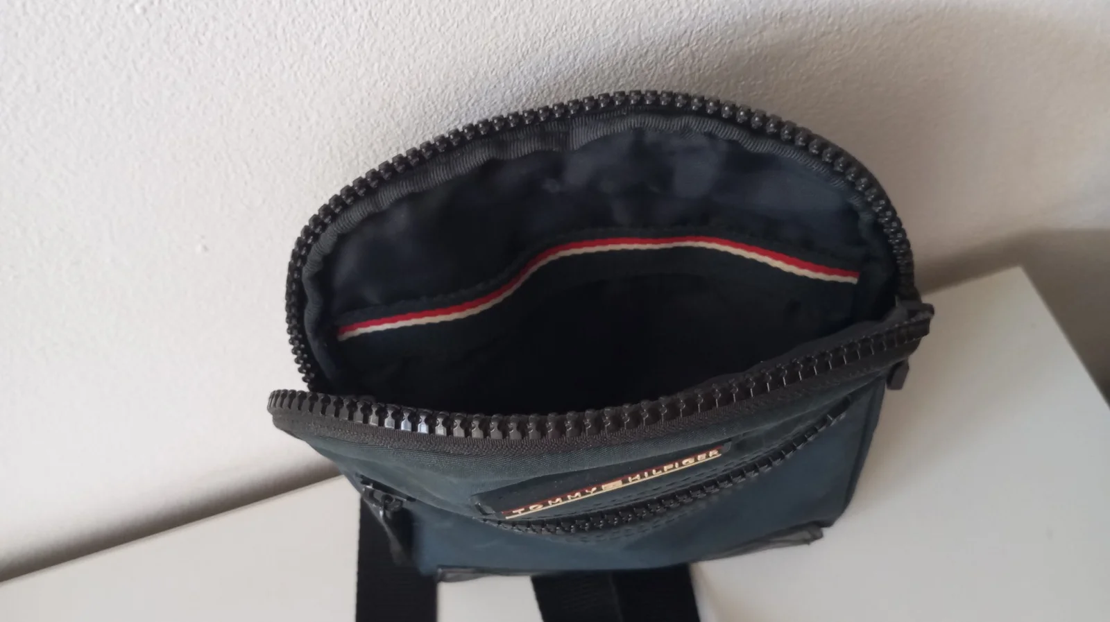 Tommy Hilfiger torba