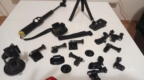 tripod, selfie stic i delovi za kamereru GoPro LOT