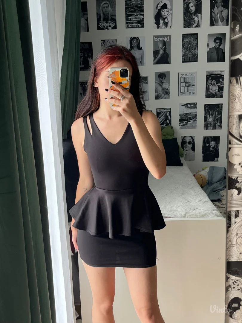 Boohoo haljina, 36