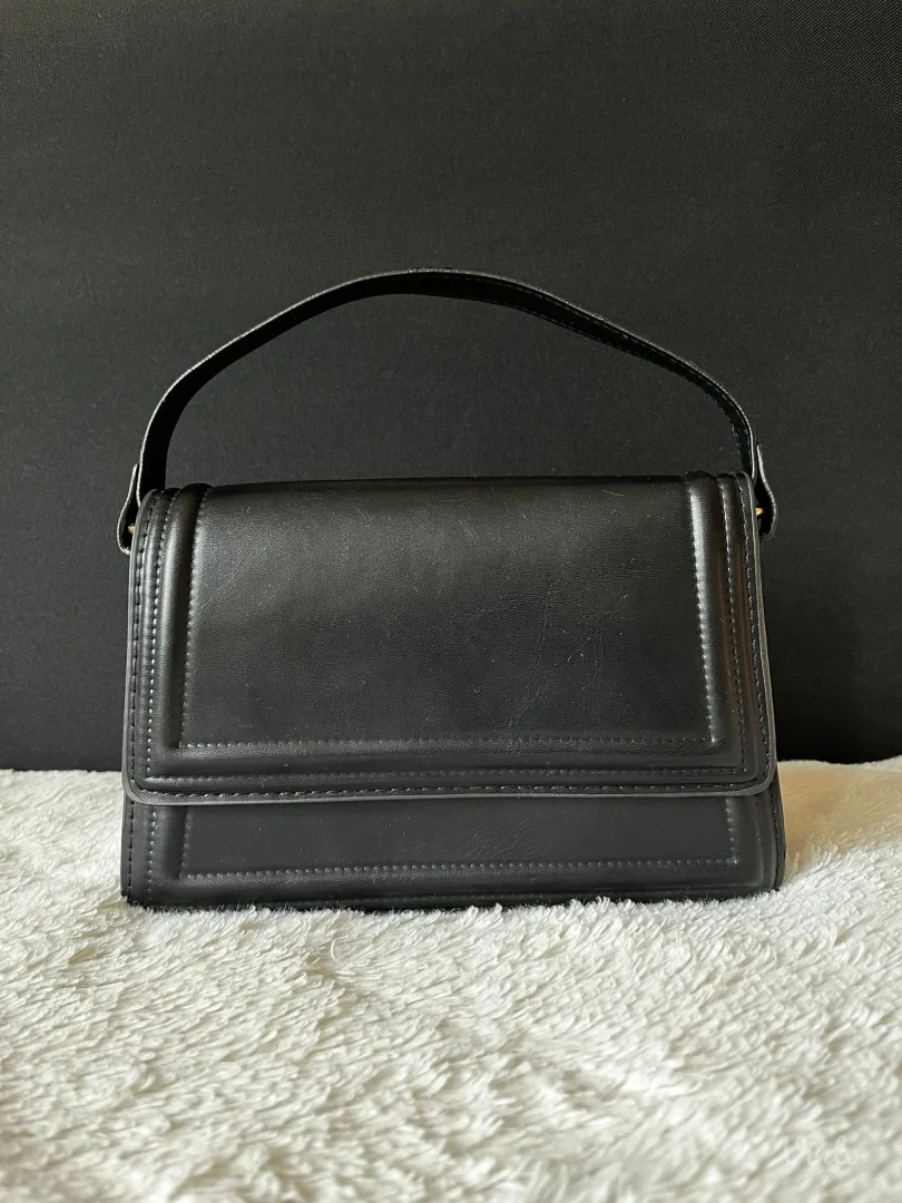 Black square torba, NOVO