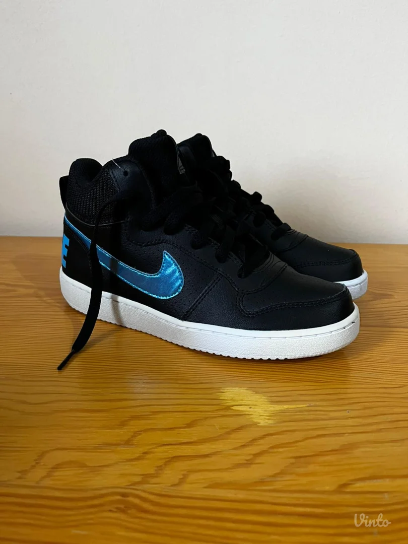 NIKE COURT patike, 38, NOVO sa etiketom