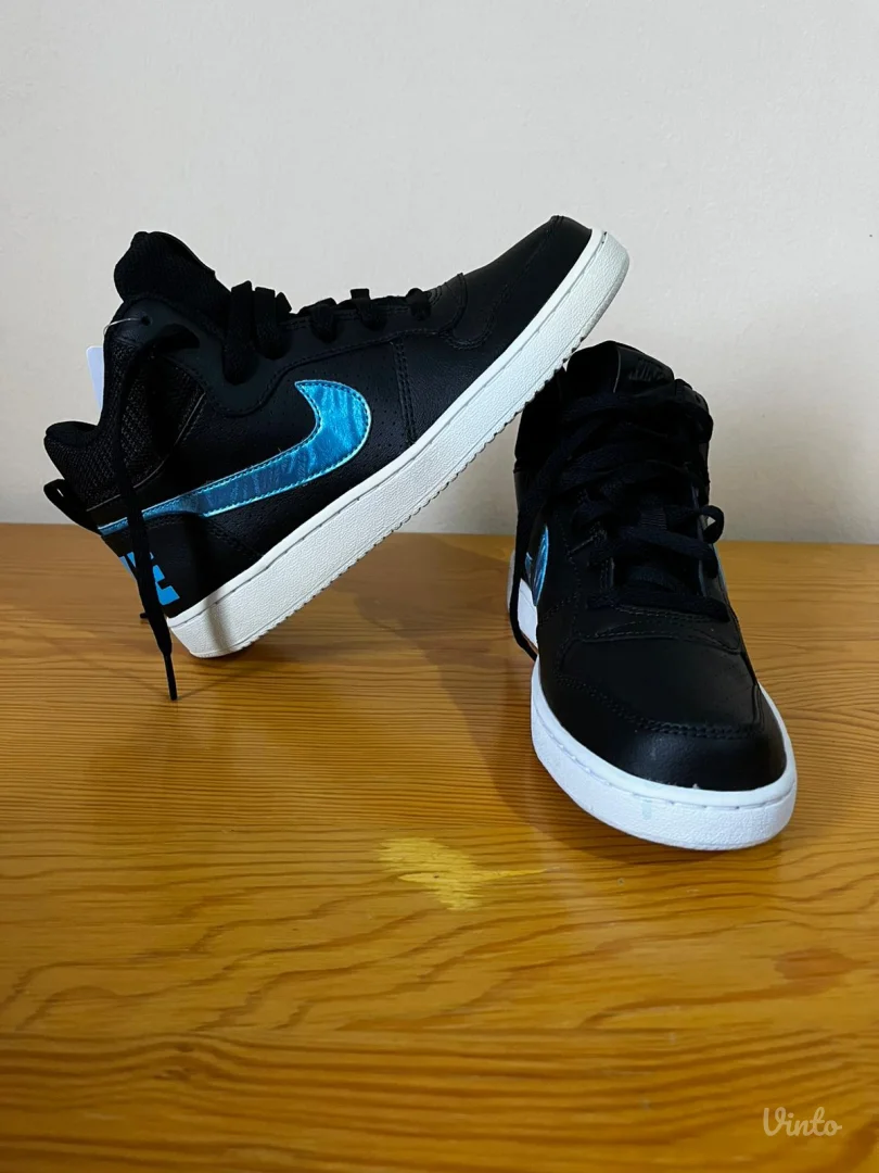 NIKE COURT patike, 38, NOVO sa etiketom