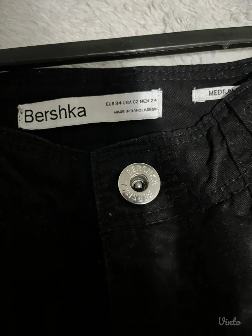 Bershka cargo farmerke, 34,KAO NOVE