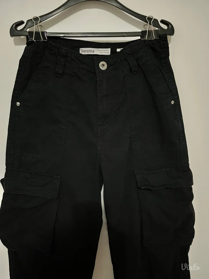 Bershka cargo farmerke, 34,KAO NOVE