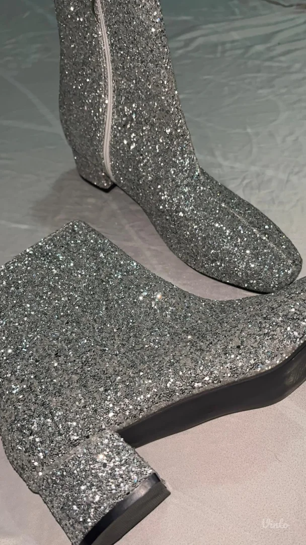 Srebrne gležnjače, 40-40,5 NOVO