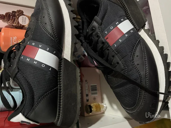 Tommy Hilfiger patike