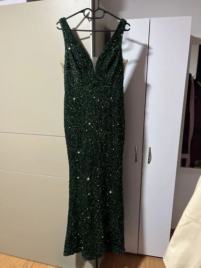 Duga elegantna haljina šljokice