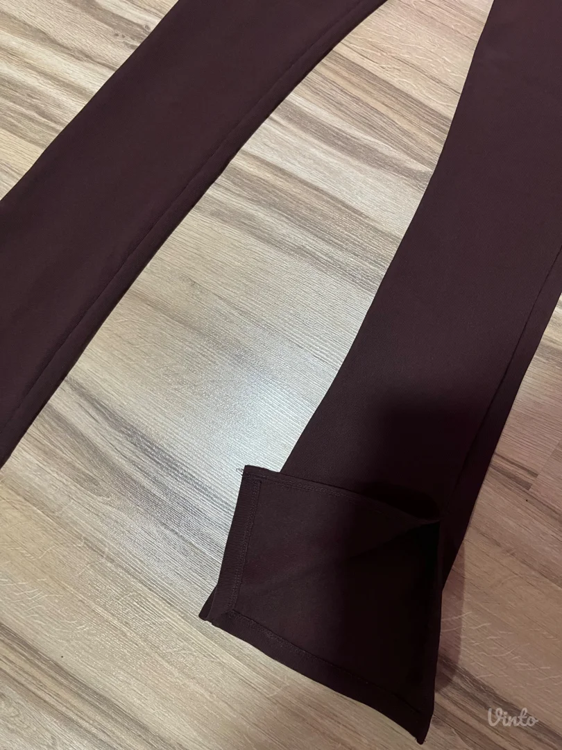 Zara braon pantalone sa prorezima