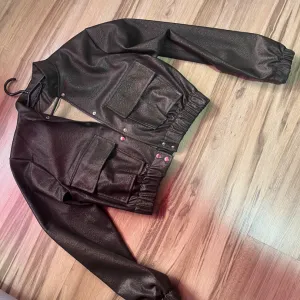 Maslinasto zelena bomberka jakna