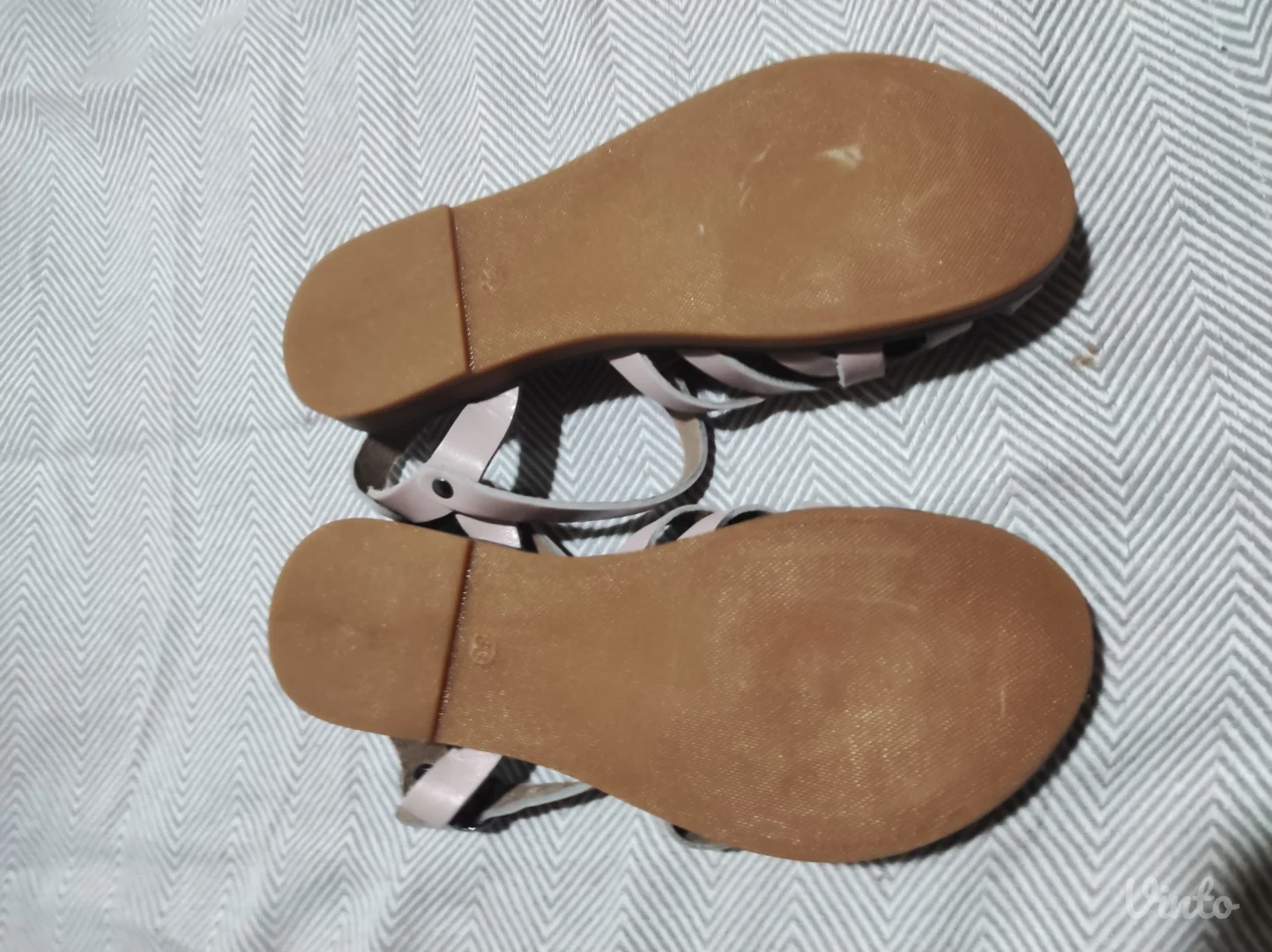 Kožne ravne sandale