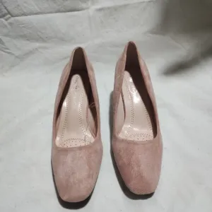 Roze cipele na štiklu