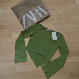 Zara-zelena bluza