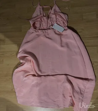 ZARA HALJINA LETNJA