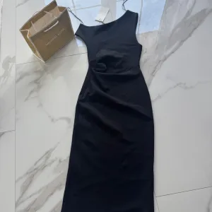 Zara Midi haljina