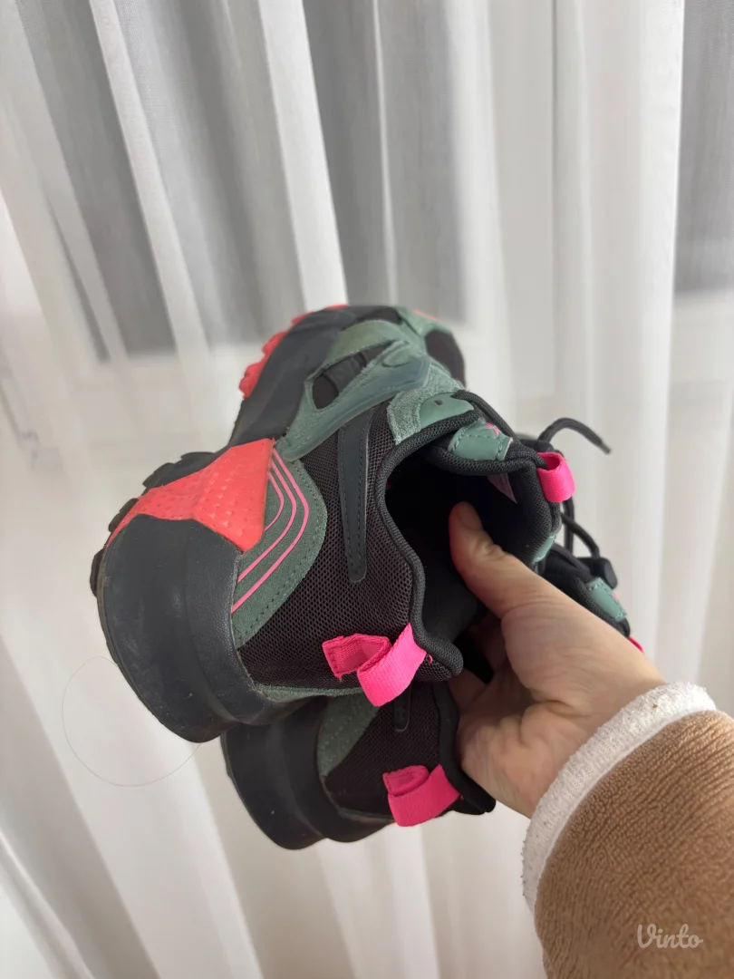 Reebok Aztrek kožne patike