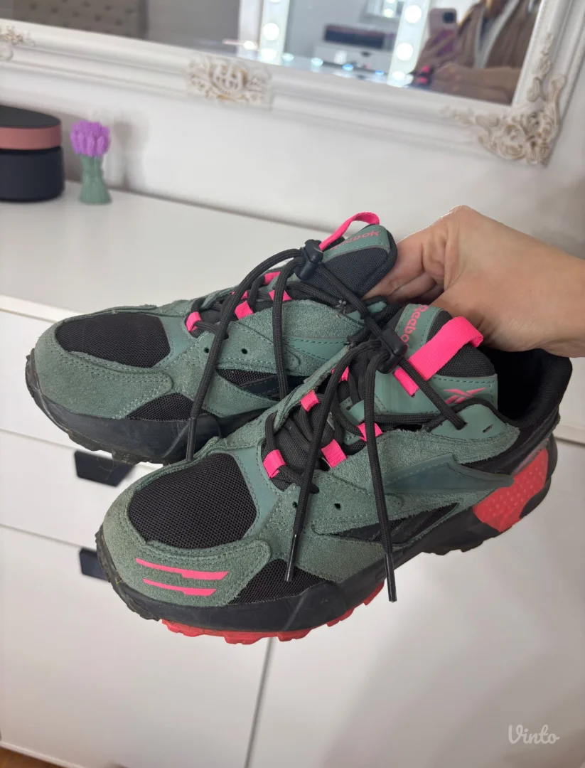 Reebok Aztrek kožne patike
