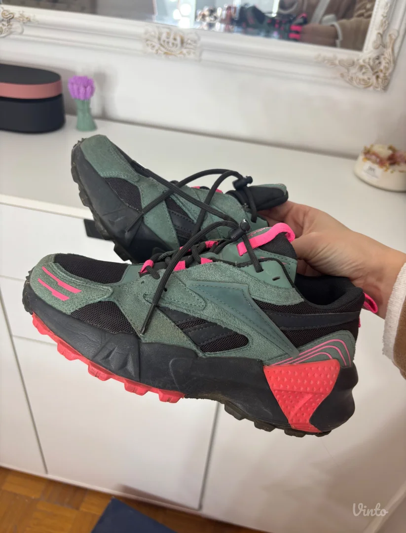 Reebok Aztrek kožne patike