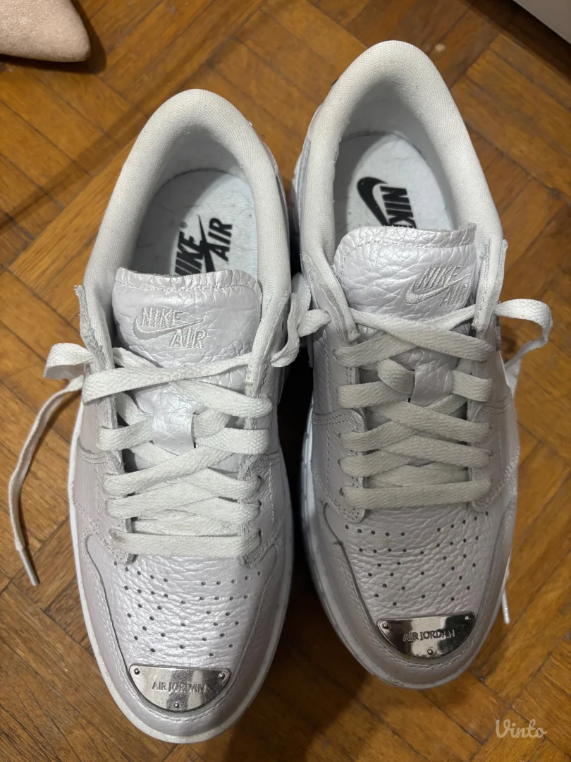 Nike Air Jordan Low 1 patike original 38