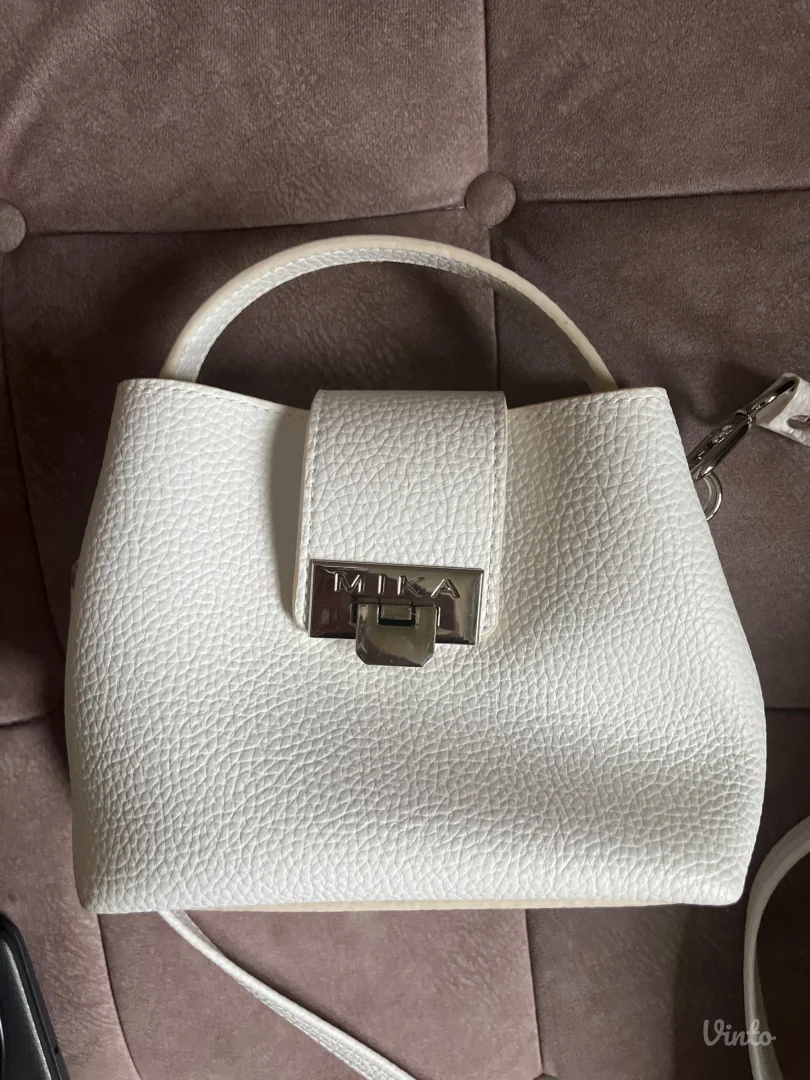 Mika handmade bela torbica