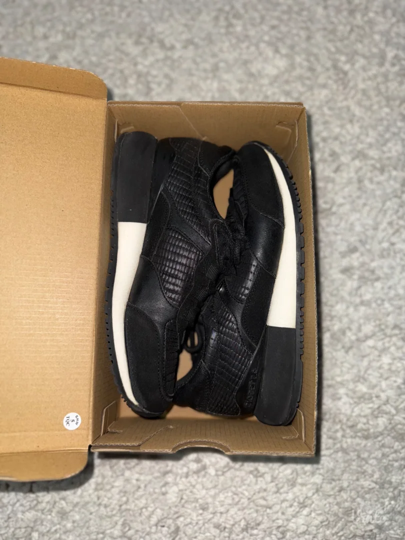 Gioseppo Crne patike