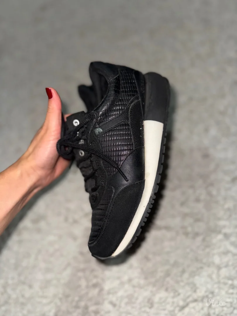 Gioseppo Crne patike