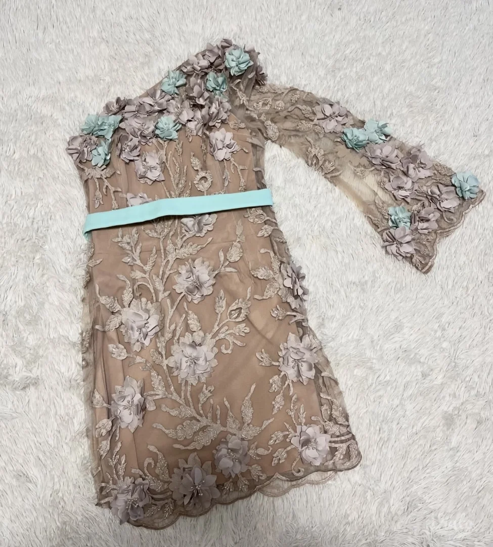 Haljina sa 3D cvetovima