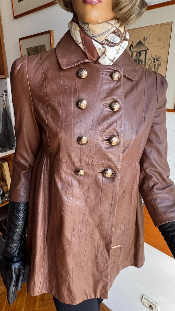 Original Burberry mantil od kože M ODLIČAN