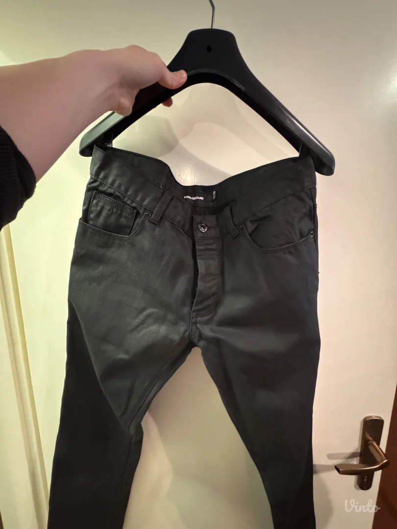 Crne Fushbone muske pantalone