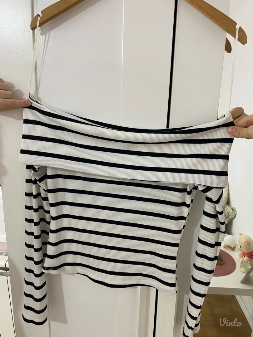 Sinsay- majica na duge rukave