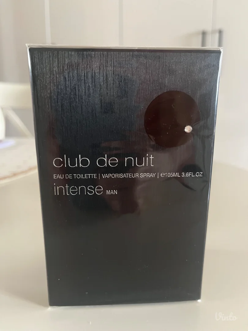 Prodajem muški parfem Club de nuit