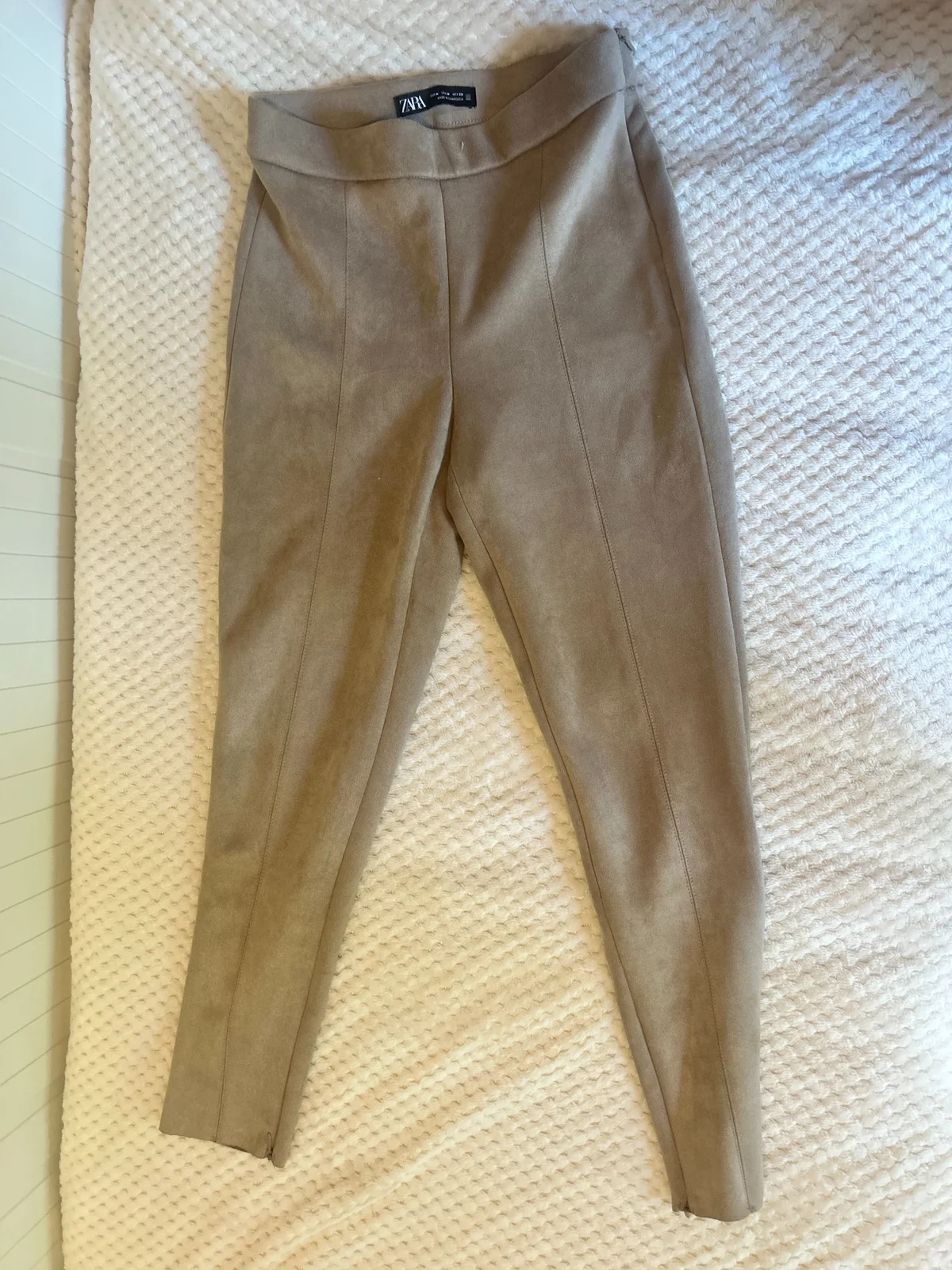 Zara pantalone