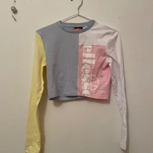 Ellesse crop top bluza NOVO 36