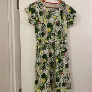 Pamučna cvetna haljina 4