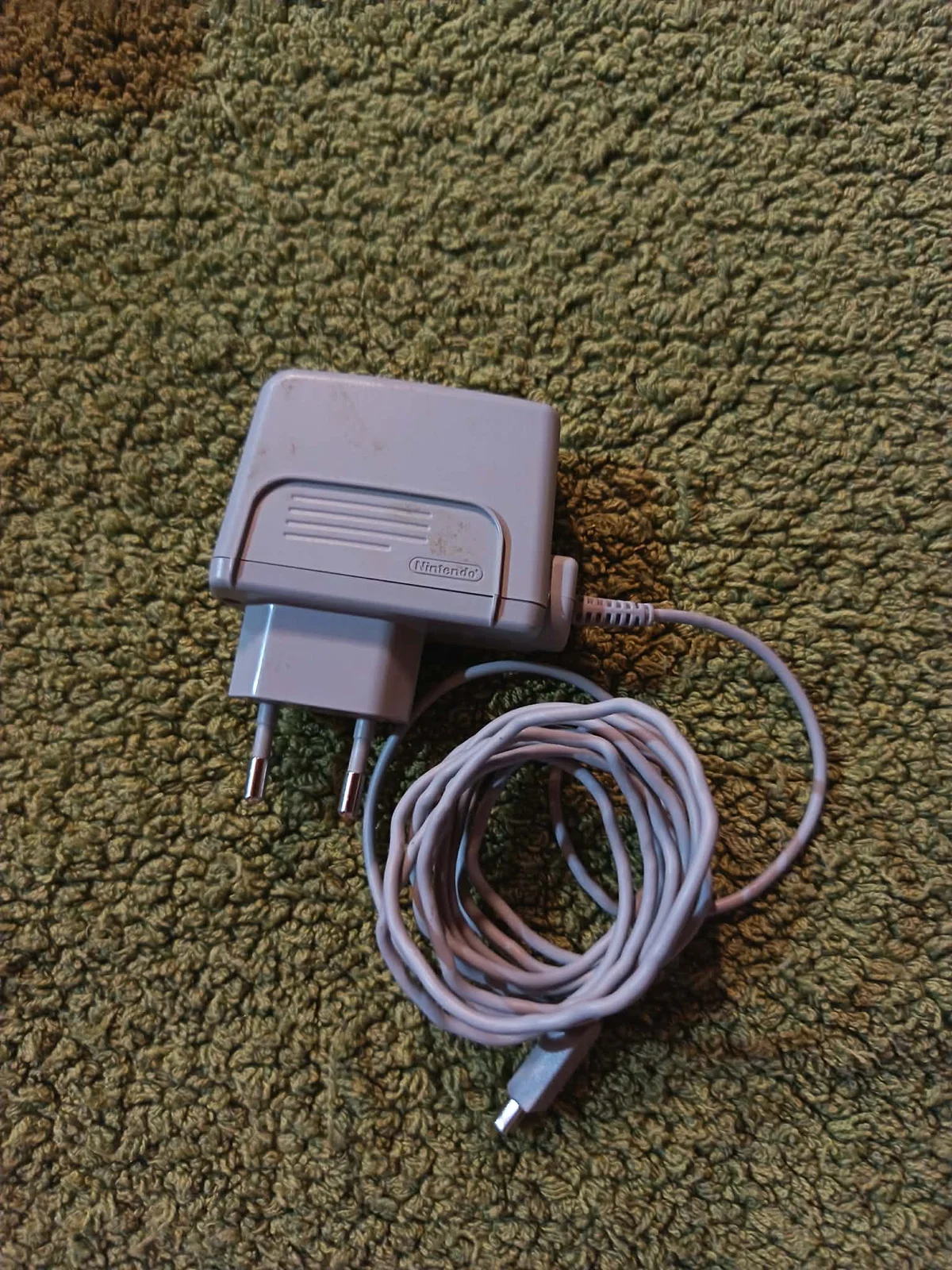 Nintendo 2Ds XL + 4 igrice