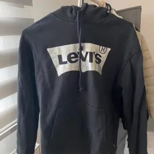 Levis ženski duks original