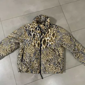 Addidas zenska jakna