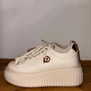 Novo! Ženske elegantne patike sa platformom