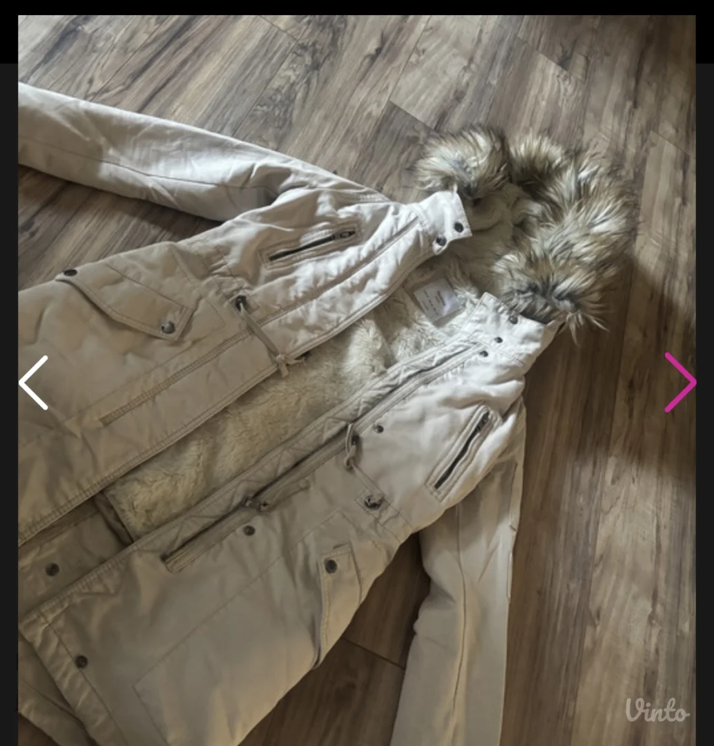 Zimska jakna stradivarius