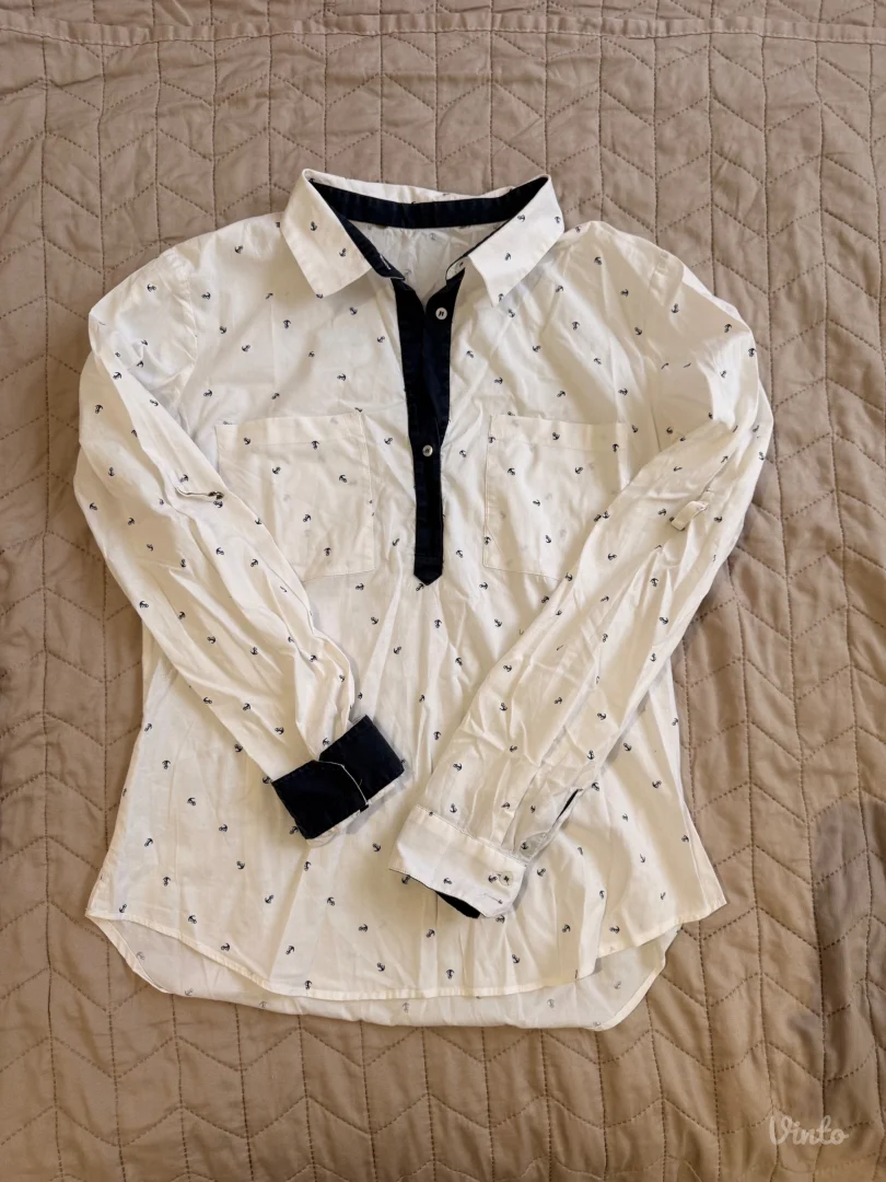 Zenska bela košulja sa teget sidrima M