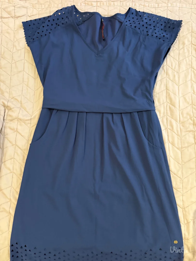 Teget haljina M velicine