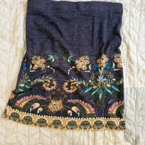 Ljubicasta zenska suknja od pamuka