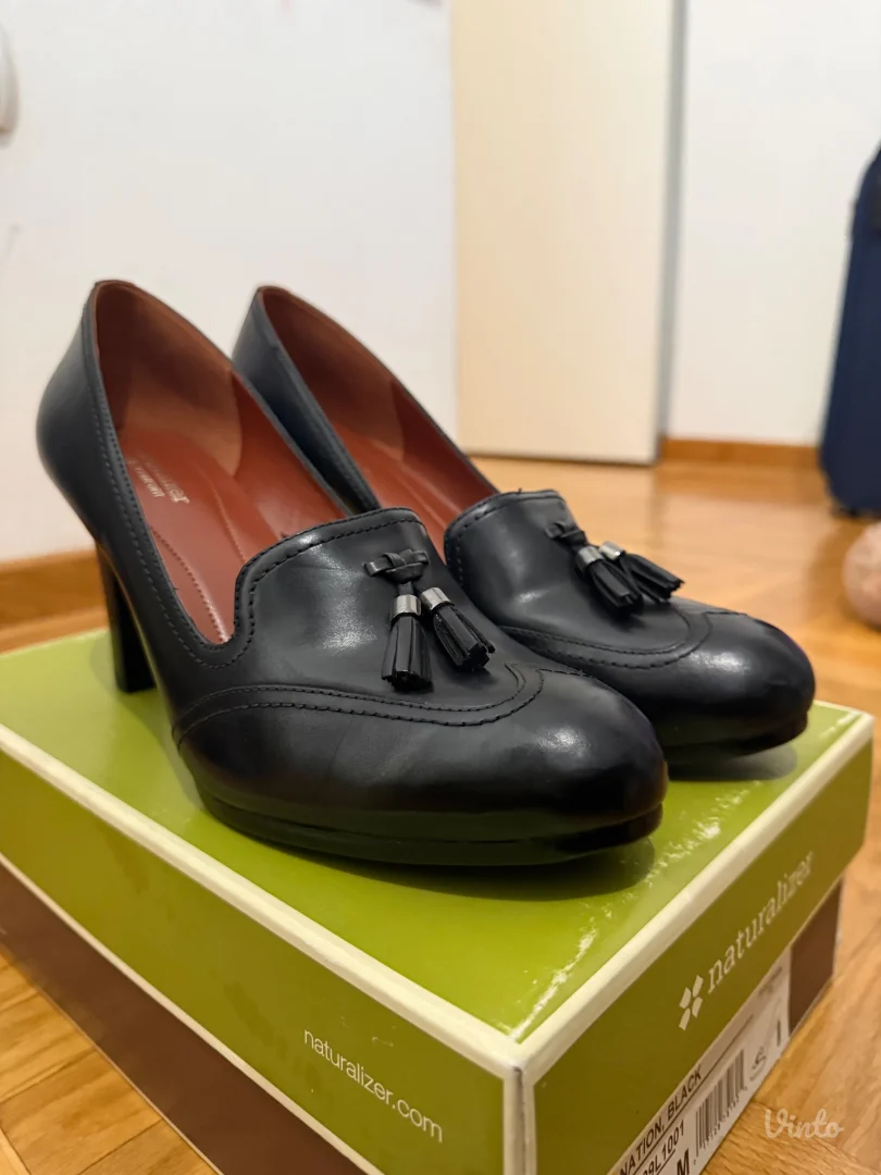 Naturalizer- crne ženske kožne cipele na štiklu 41