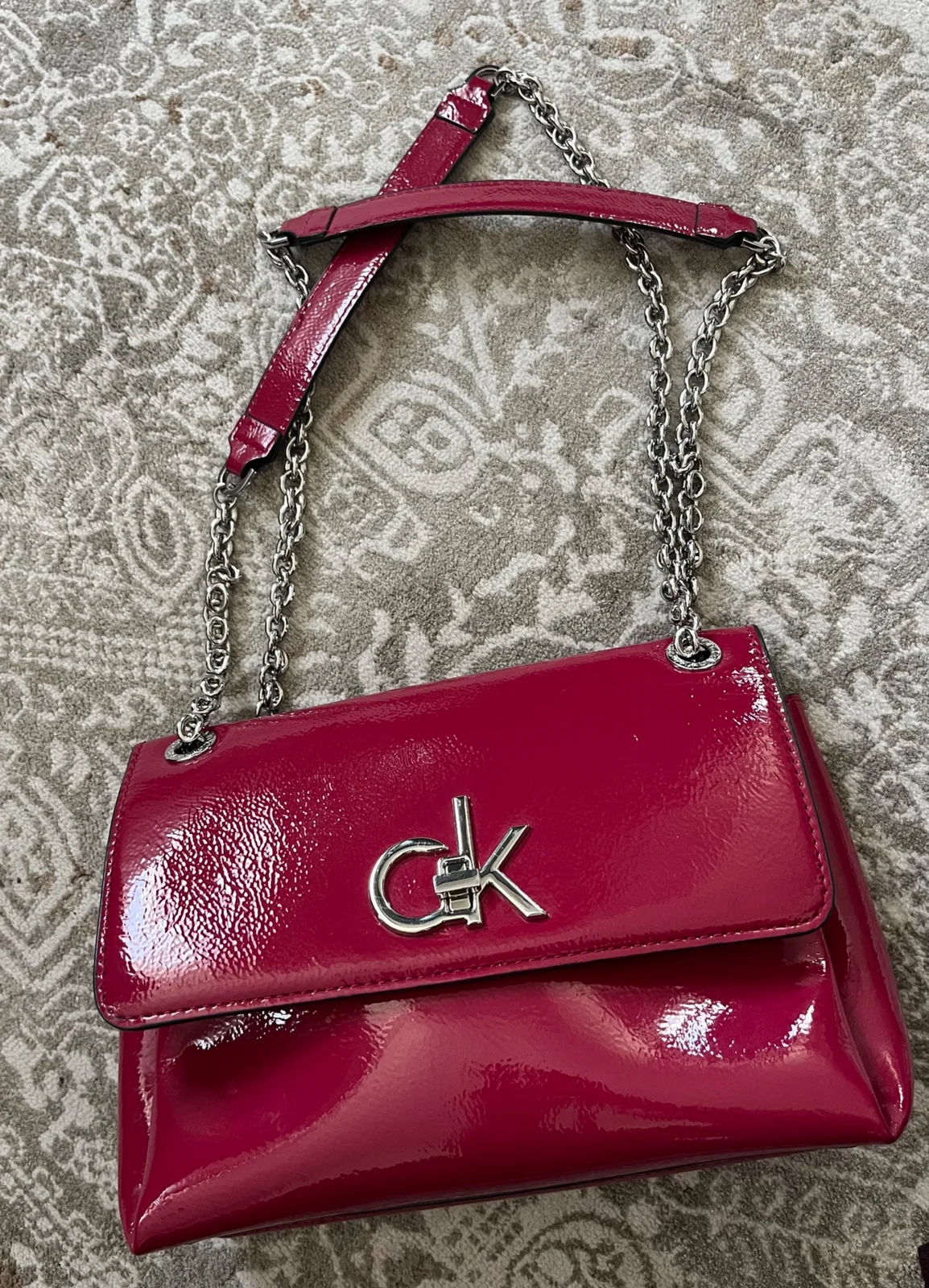Calvin Klein tasna