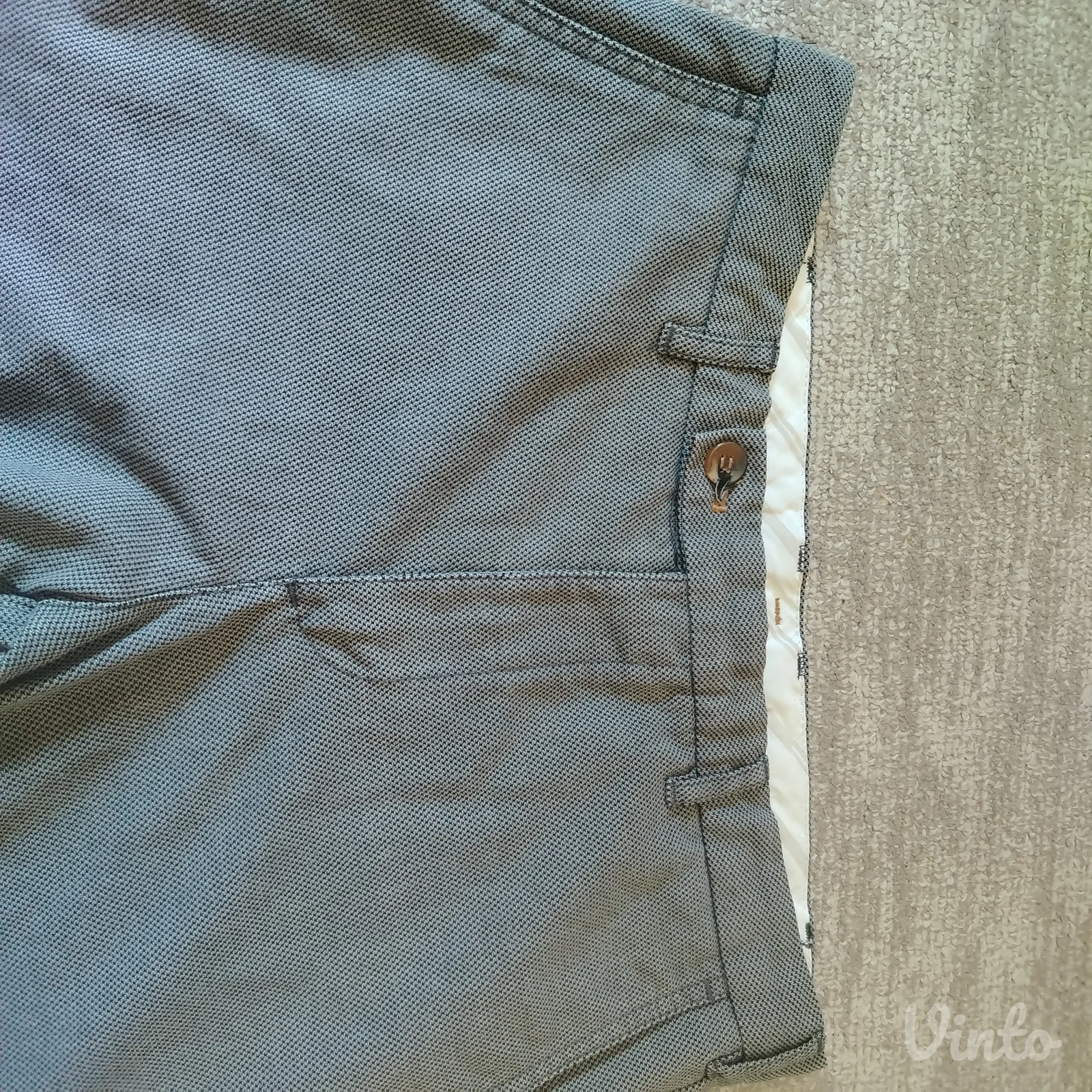 Zara muske pantalone 42