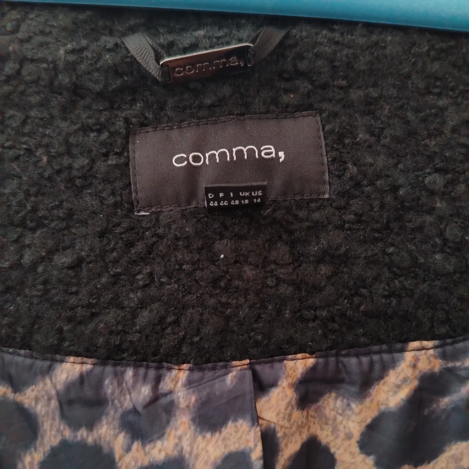 Comma kaput 44