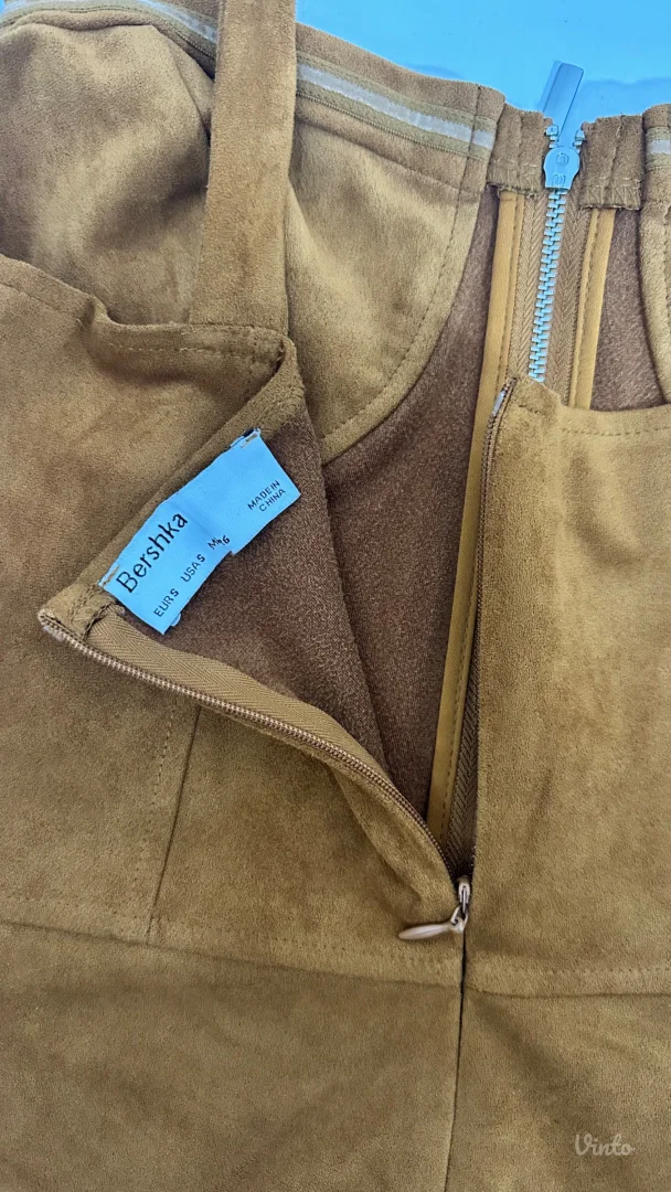 Bershka-narandžasta haljina od prevrnute kože